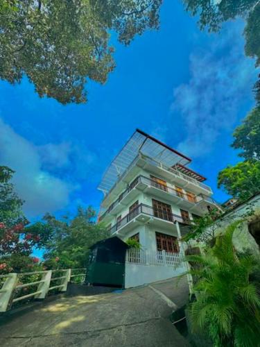 Harispattuwa Apartment | Nimmi Sewana