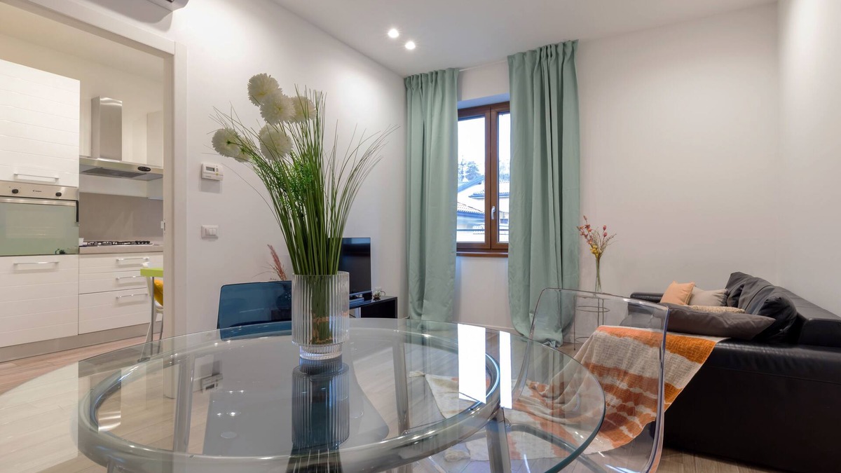 Meda Apartment | Nina's House