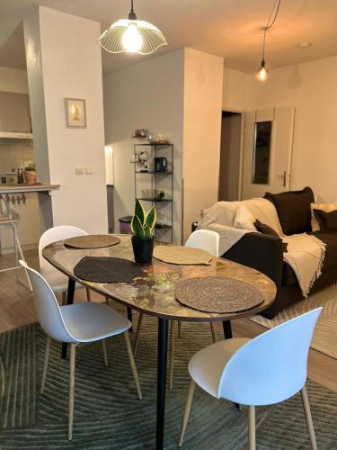 Tour Chabot Gavacherie Apartment | Niort Home