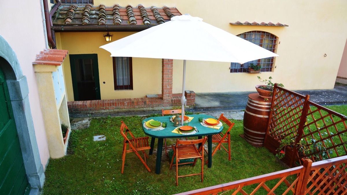 Lastra a Signa House | Nipitella House in the countryside