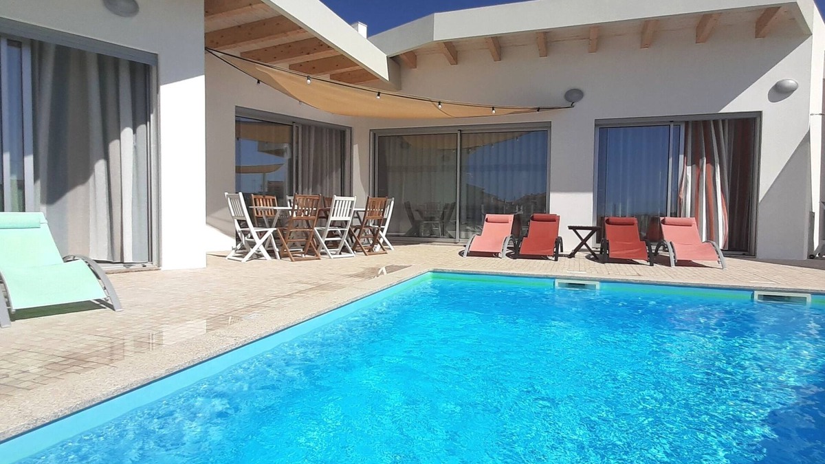 Barril de Cima House | Nira Beach House Eleganc & Charm exclusive pool and sea view