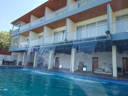 Medha Resort | Nisarga Lake Resort Tapola