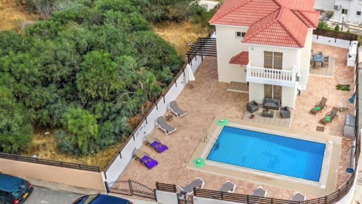 Ayia Napa Villa | Nissi Villa Crystal 4 Bedroom with Private Pool in Agia Napa