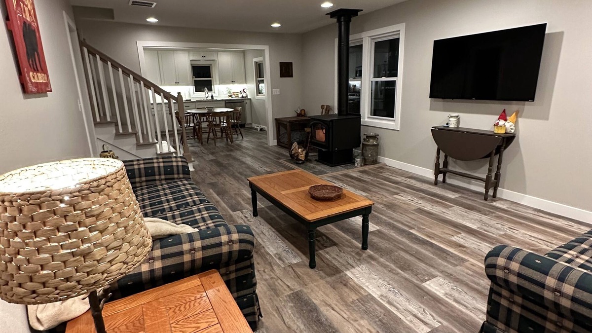 Nisswa Cabin | Nisswa Lake Hubert Cabin on Paul Bunyan Trail ~In the heart of Brainerd Lakes~