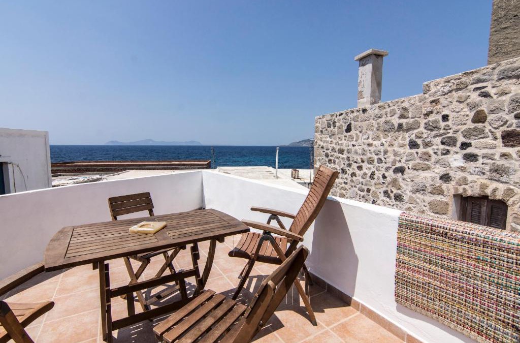 Mandraki House | Nisyros Views