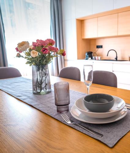 Nivy Apartment | Nivy Apartman WEEKEND FREE PARKING -1 min to Nivy Mall and Bus station