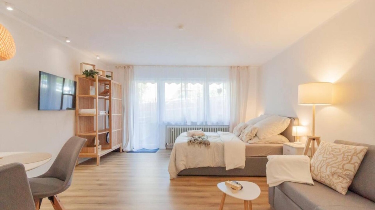 Plattenhardt Apartment | nJoy! Boho Oasis - Stuttgart Messe - Terrace