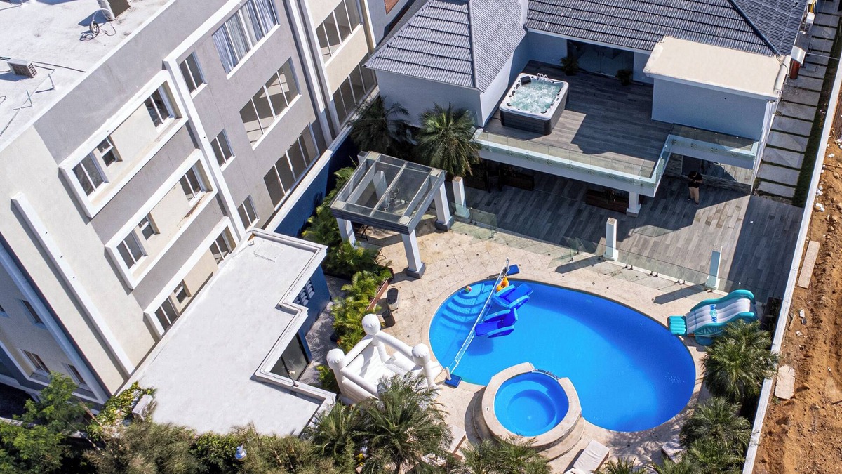 Santiago Province House | nLuxury mansion, Chef included, heated pool and BBQ