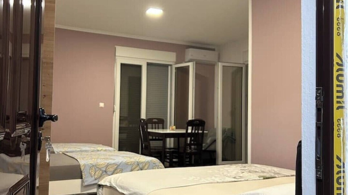Zgrade Apartment | NNL Apartment 3