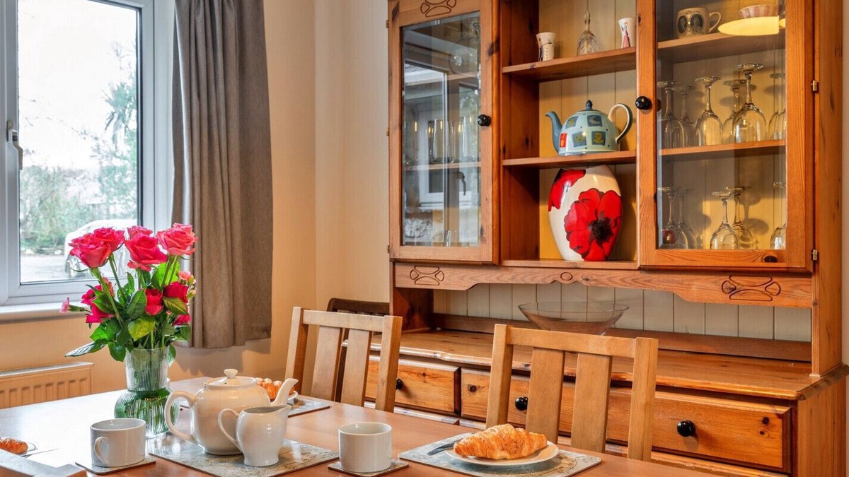 Saint Martin House | No.1 Gladys' Orchard