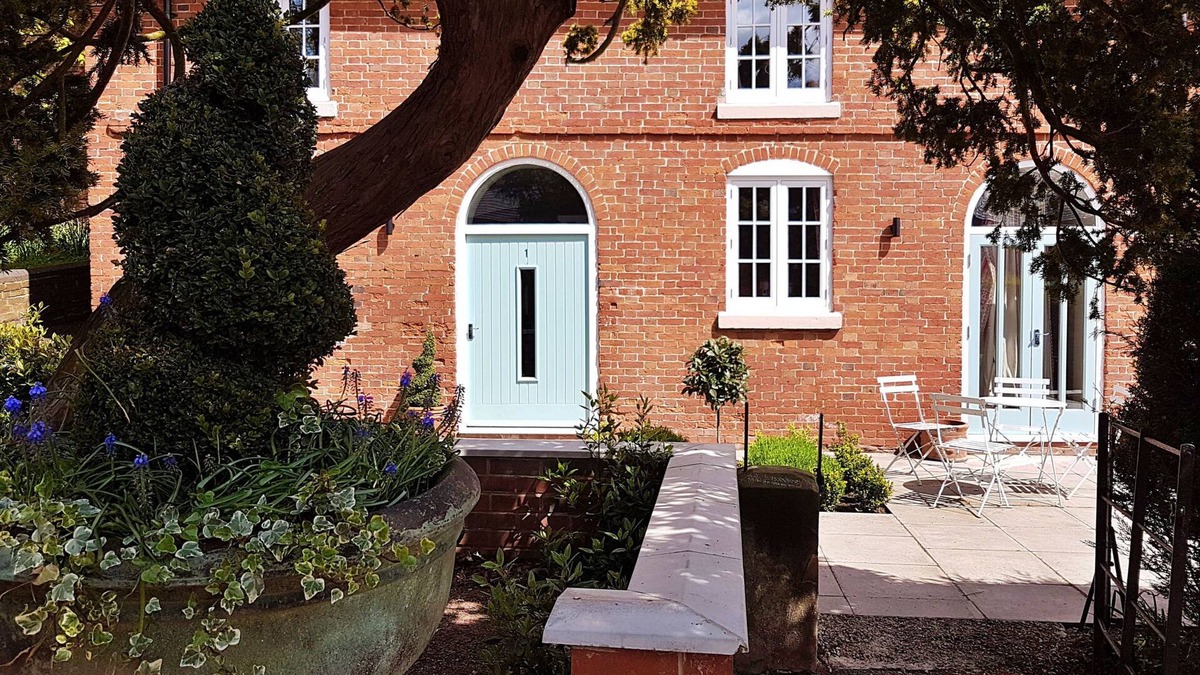 Breedon on the Hill House | No.1 Meynell Mews by Interhome