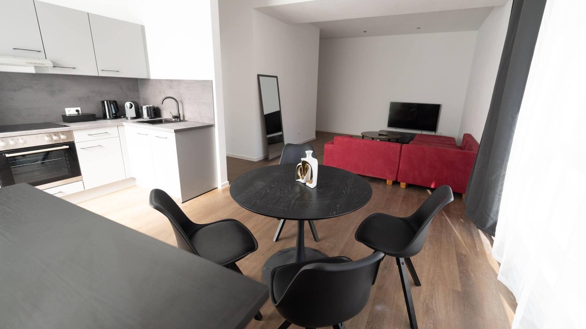 Tuttlingen Apartment | No. 1 Stylish Premium Apartment | Tuttlingen Center