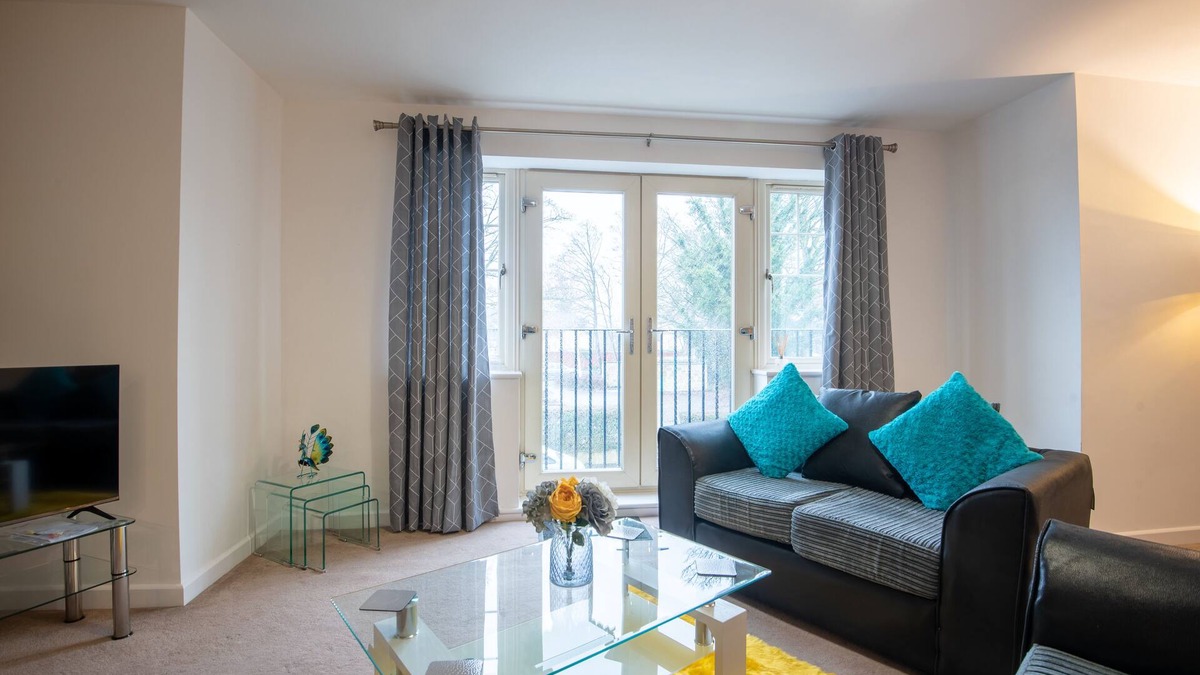 Mansfield Apartment | No 11 Nursery Convent -1st Floor Apartment - 2 Bedrooms - Sleeps 4
