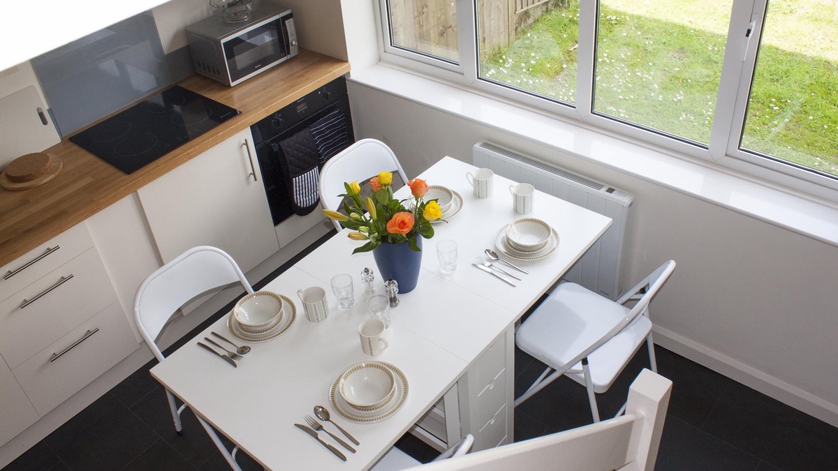 Saint Columb Major House | No.85 - 2 Bed House - Fully Equipped - Atlantic Reach