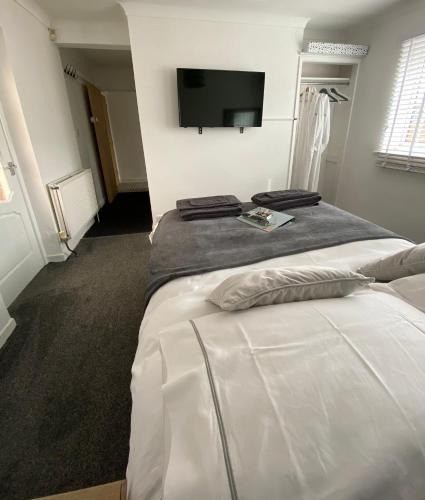 Worsthorne Apartment | No.9 Guesthouse