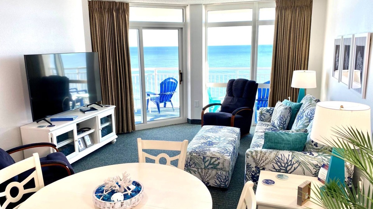 Crescent Beach Condo | NO OWNER FEES! Gorgeous Updated OCEANFRONT 2/2 Suite, OF Master, W/D, 18th Fl