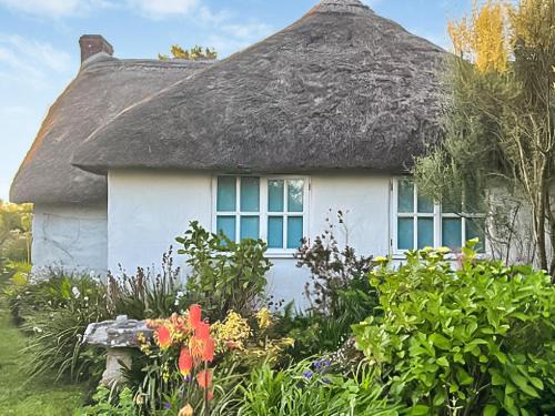 Sennen House | No Place