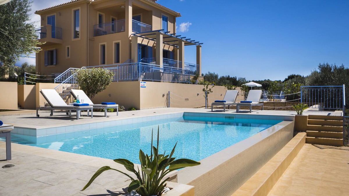 Sarlata Villa | No1 Forget Me Not Villa with private pool in stunning location