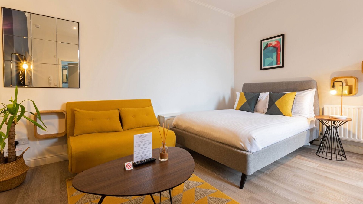 Preston Apartment | No3a Fulwood Heights - Beautiful Studio nr hosp