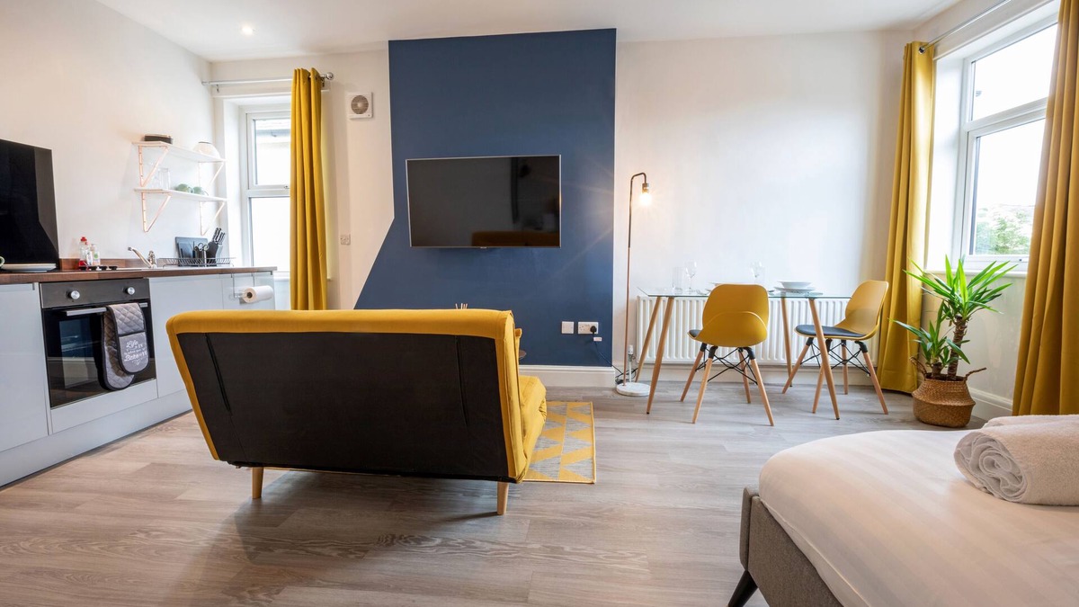 Preston Apartment | No3b Fulwood Heights - Executive Studio nr Hosp