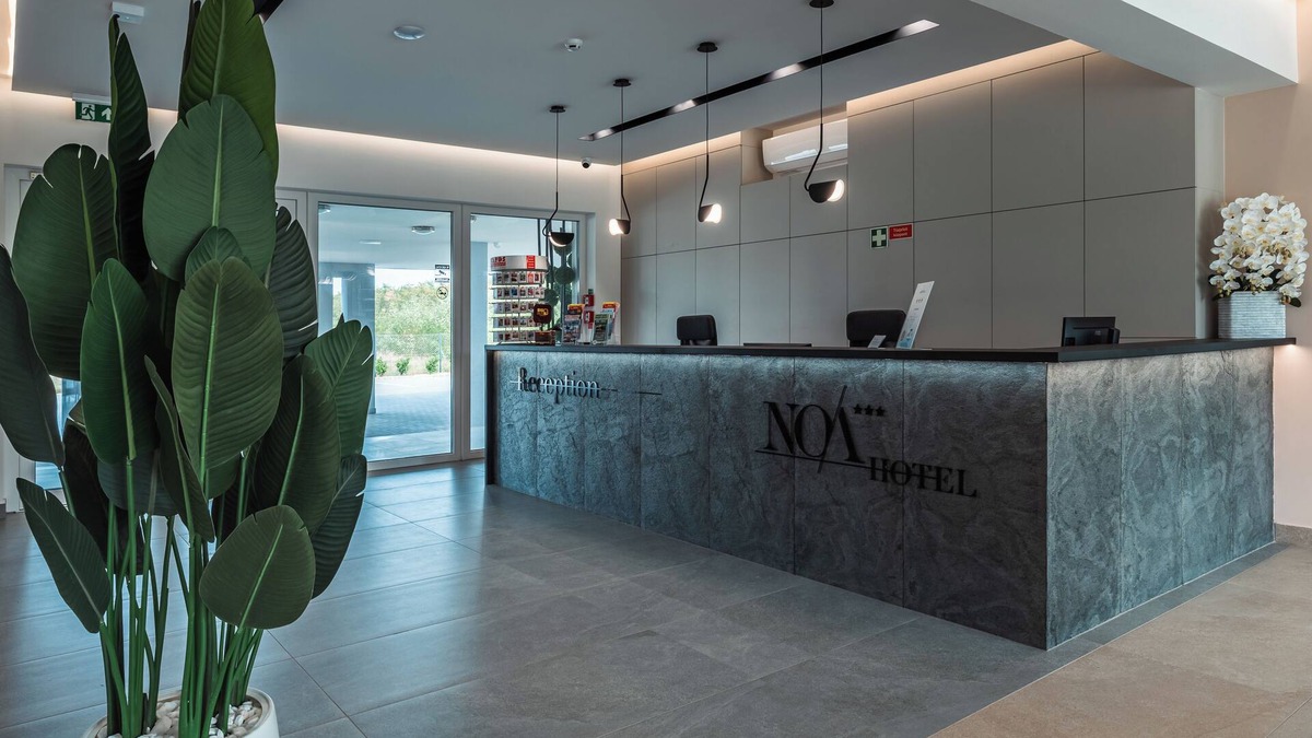 Vecses Hotel | Noa Panzió