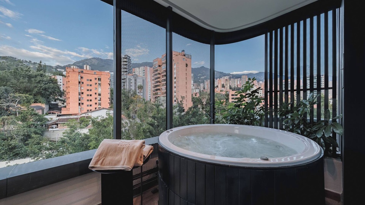 Las Lomas I Hotel | Nock