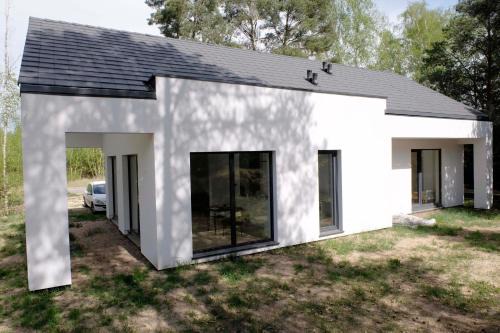 gmina Rokietnica House | Nocleg wśród lasu