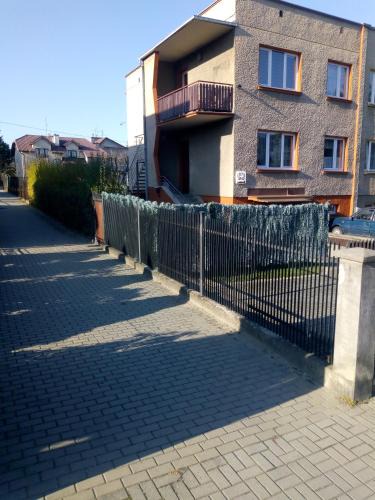 Jaslo House | Noclegi Grota