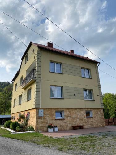 Korbielow House | Noclegi "Na Szczyrboku" Dom I