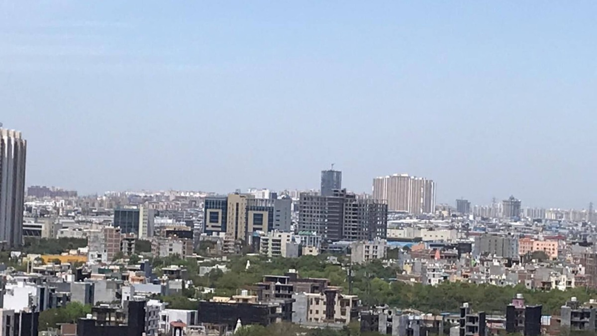 Sector 62 House | noida premium apartment for 6