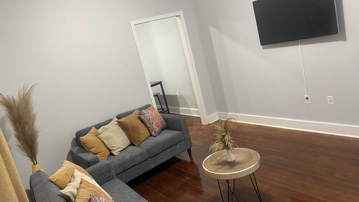 McDonough House | NOLA Oasis (0.9 miles from Algiers Ferry to Downtown Canal Street)