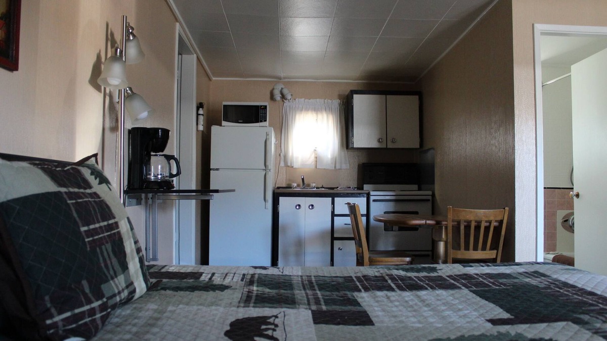 Clinton Hotel | Nomad motel