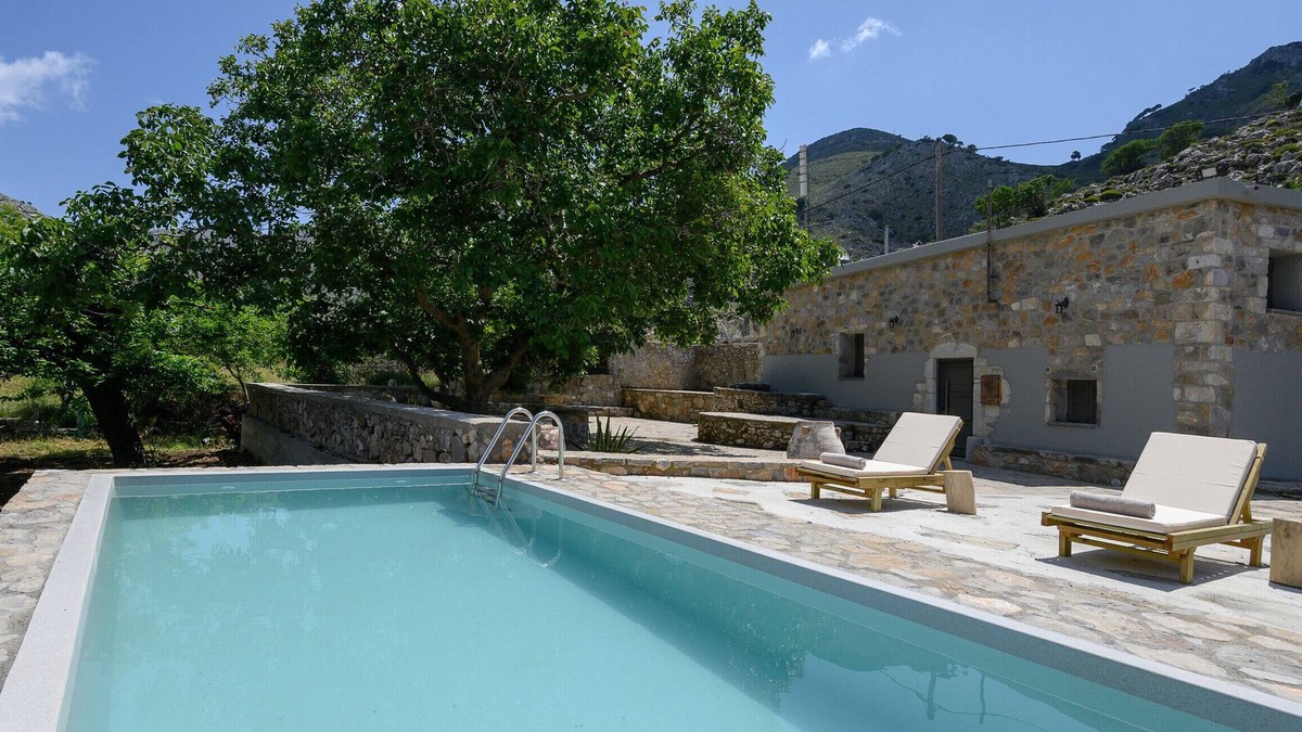 Khora Sfakion House | Nomas house Imbros,Private pool