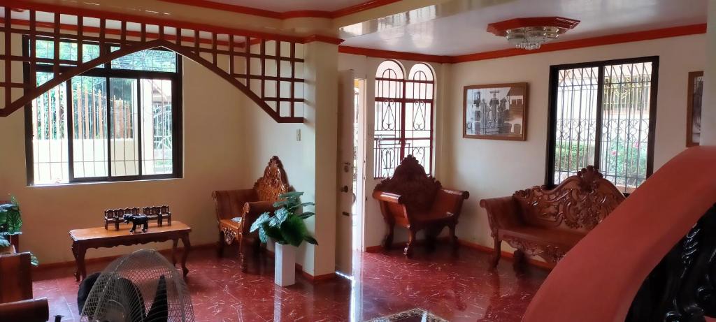 Tayabas City House | Non-operational