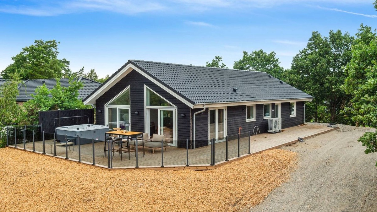 Vibæk Strand House | "Nona" - 150m from the sea by Interhome