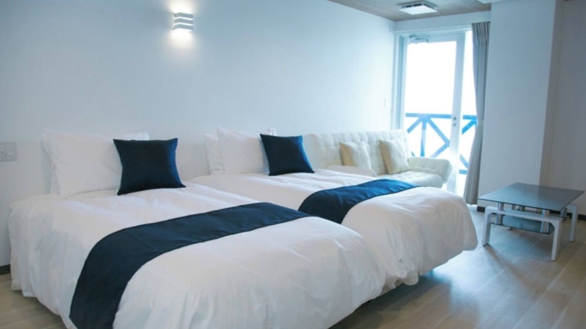 Matsuyama Hotel | Nonsmoking 3rd floor Standard Twin 3 persons /Matsuyama Ehime