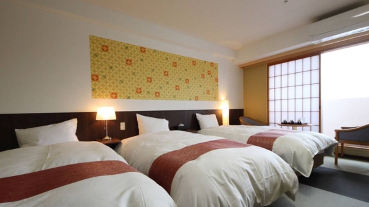 Obama Hotel | Nonsmoking Japanese Modern Triple vs | Bre/Obama Fukui