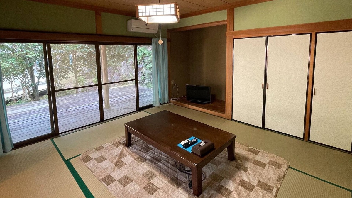 Hata-gun House | Nonsmoking Japanesestyle detached house surrounded by virgin forest Building 2 /Shimanto Kōchi