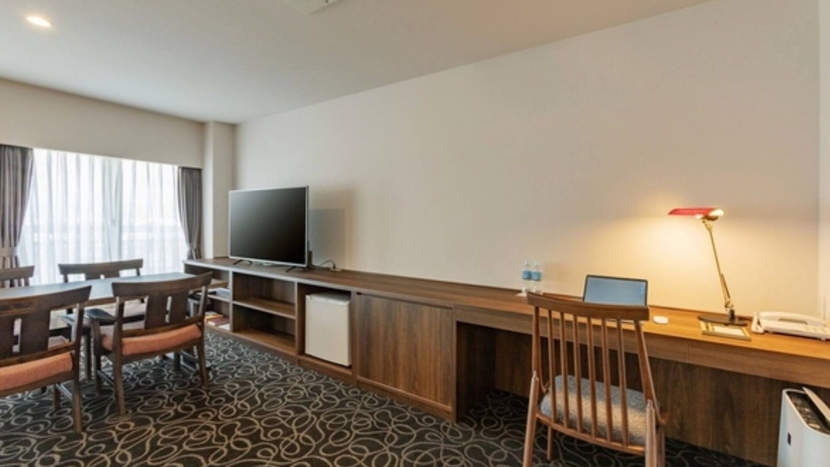 Kurume Hotel | Nonsmoking JapaneseWestern Deluxe Twin Room/Kurume Fukuoka