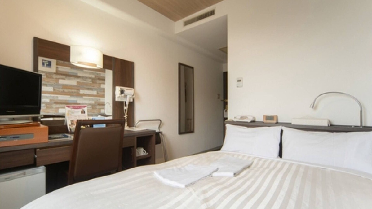 Tosu Hotel | Nonsmoking Semidouble room Free breakfast /Tosu Saga