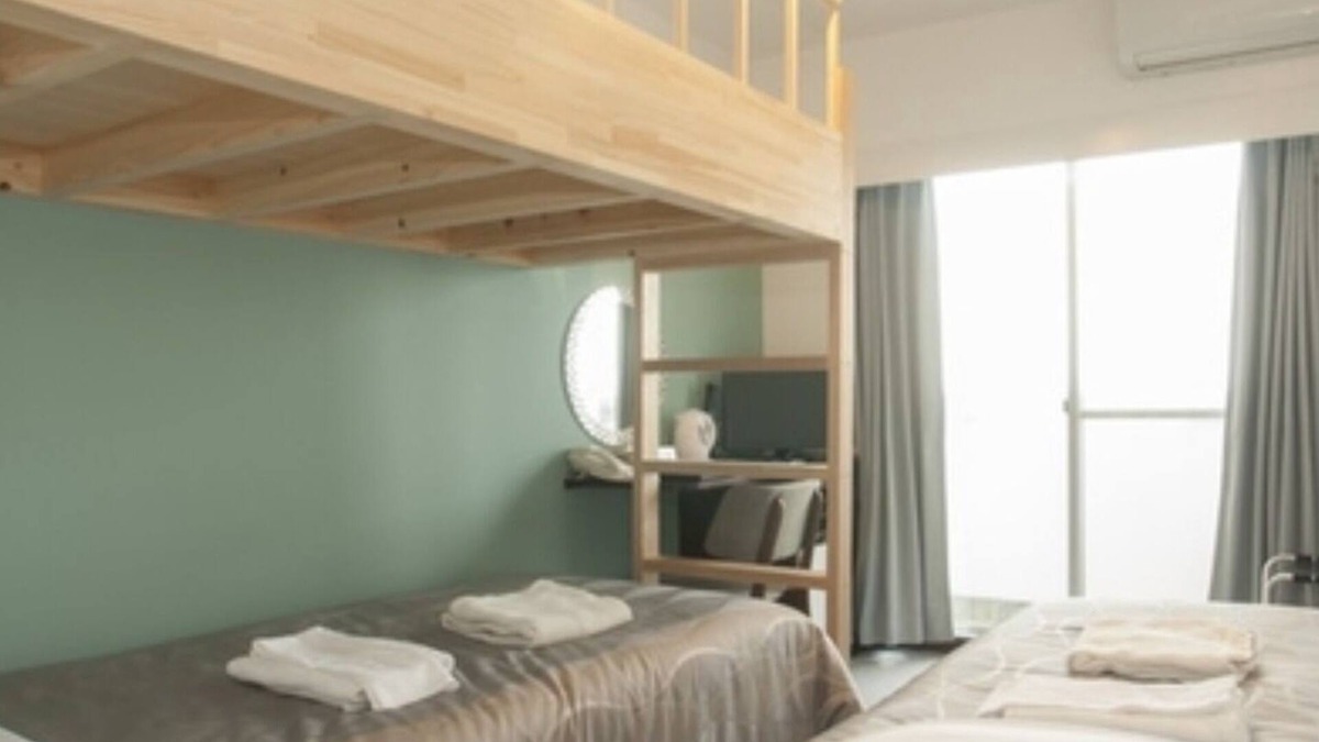 Hatsukaichi Hotel | Nonsmoking Westernstyle twin room with loft R/Hatsukaichi Hiroshima