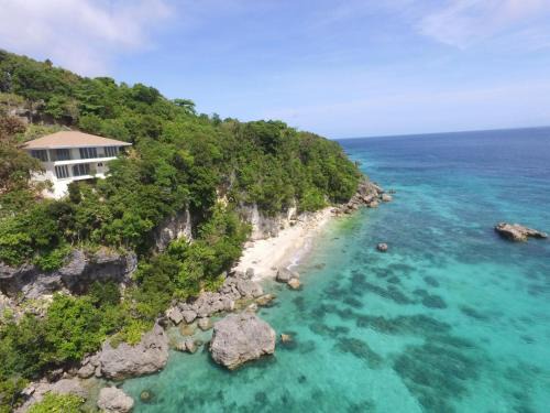 San Jose Apartment | Noor Villa - Luxury 3 Bed, 2 Bath Apartment with Stunning Panoramic Sea View, Private Beach