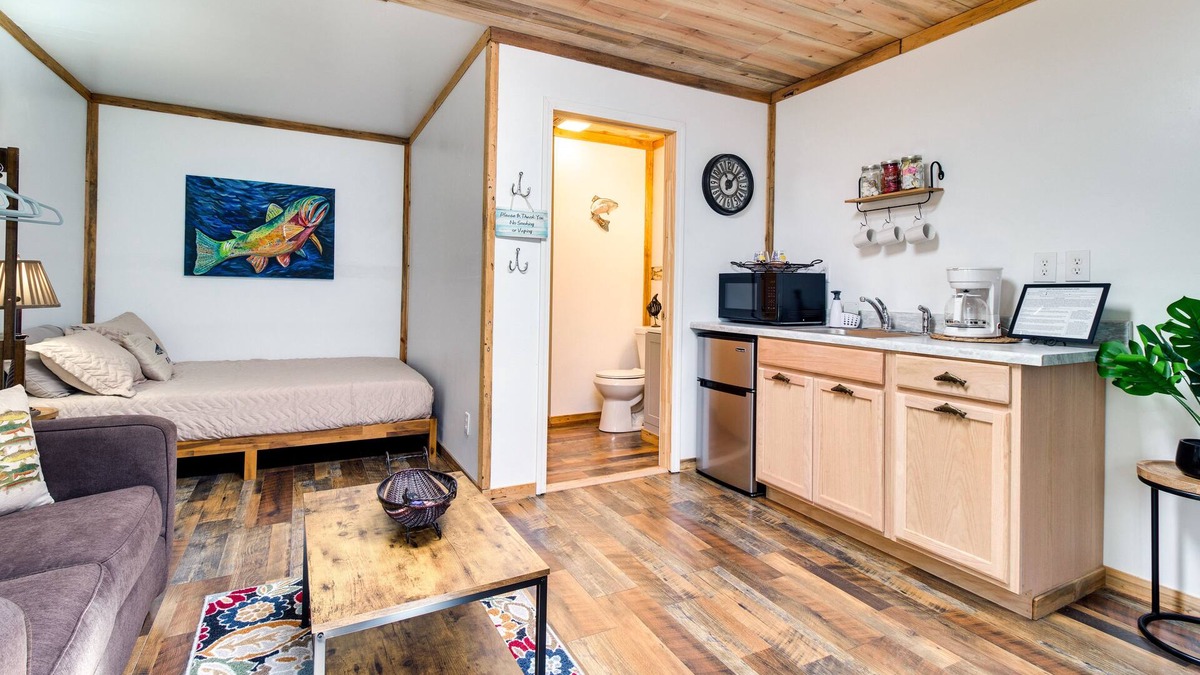Norfork Apartment | Norfork Studio Escape: Walk to White River!