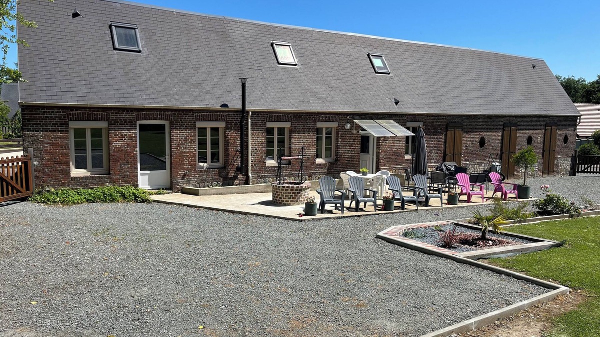 Auberville-la-Manuel Cottage | Norman brick farmhouse near the sea