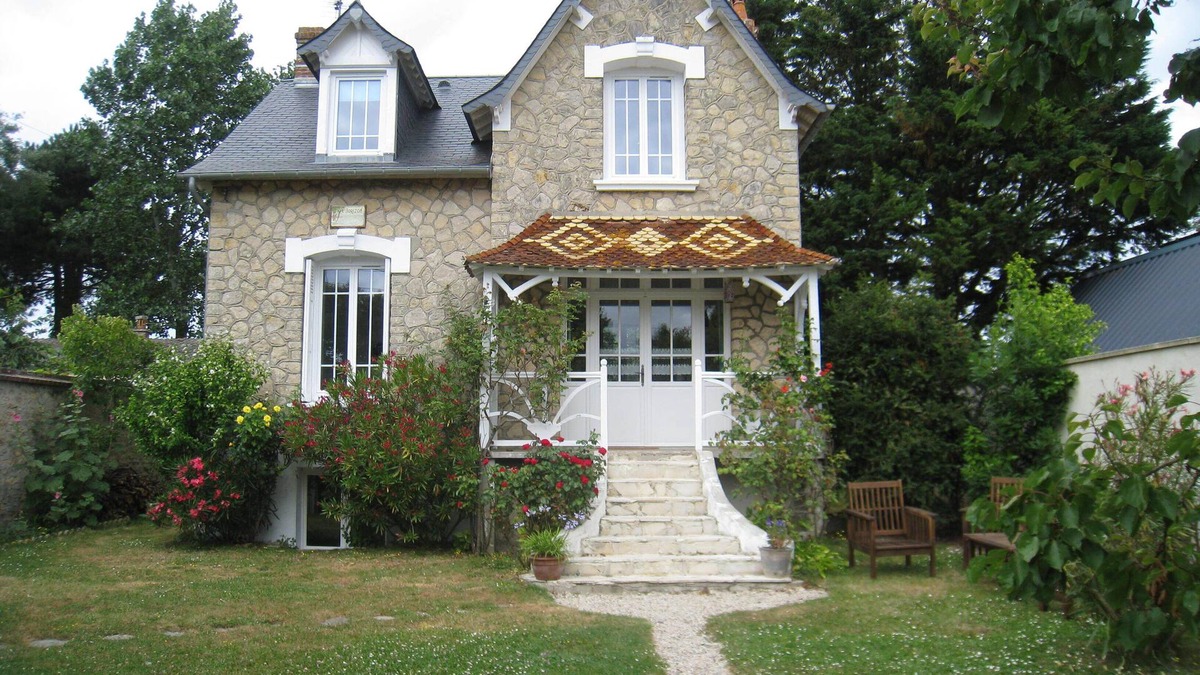 Bernieres-sur-Mer House | NORMAN HOUSE IN JUNO BEACH