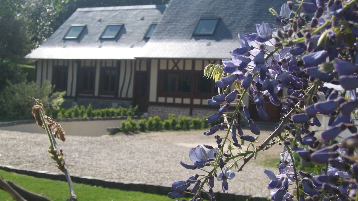 Bouquetot House | Norman house in peace