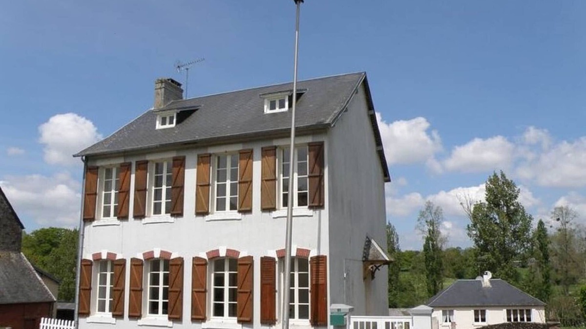 Hambye House | Normandy Fireplace Retreat