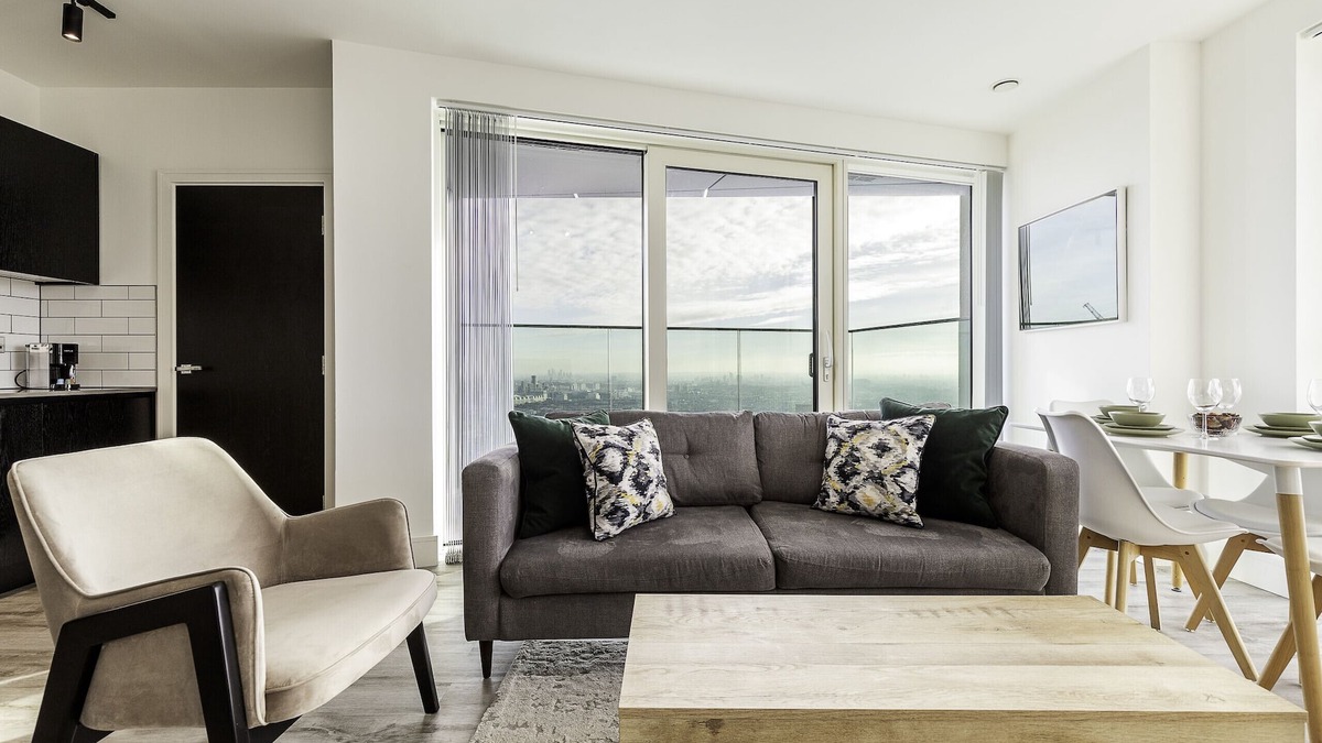 East Acton Apartment | North Acton XII - 2Bed King/Double +2Bath +Balcony