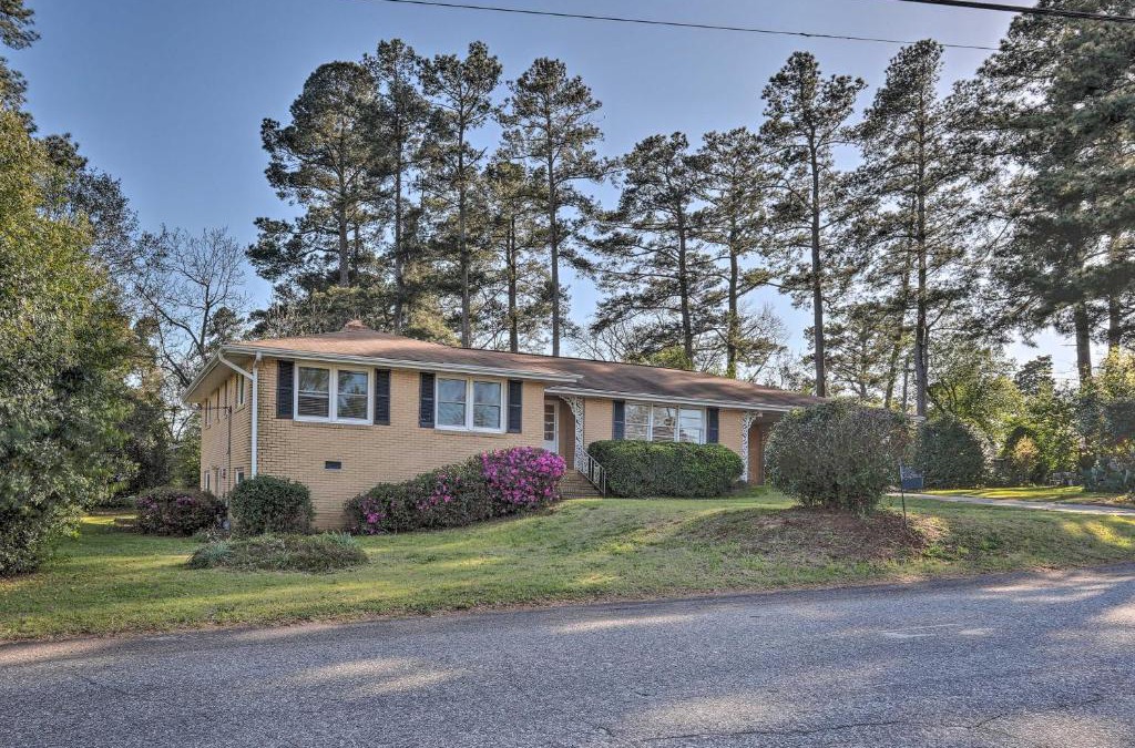 Belvedere House | North Augusta Hideaway with Yard in Quiet Area!