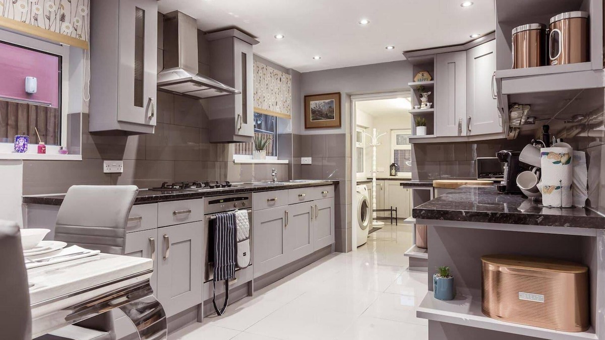 Harringay Ladder House | North Central London House/Sleeps8/garden/wifi